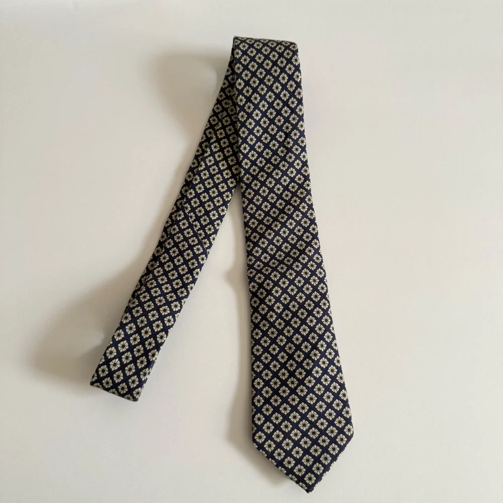Banana Republic Patterned Tie
